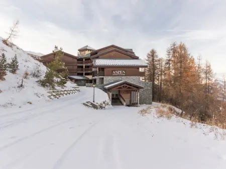 Appartement 3 pièces · 2 chambres · Piscine · Parking · Proche pistes - Photo 10