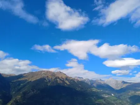 Appartement rénové, ski aux pieds, calme à La Plagne - Photo 11