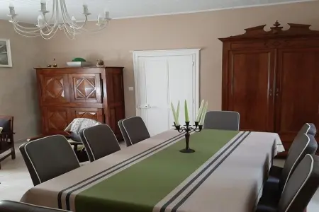 Maison Carème, Spacieuse demeure à Salviac avec piscine - Photo 9