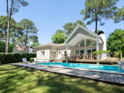 Maison à Biscarrosse, Villa à Biscarrosse avec piscine chauffée et jardin pour 6 personnes - L853019