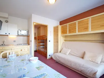 Appartement à La Plagne Montalbert , Studio fonctionnel près des pistes avec kitchenette et parking - L969438