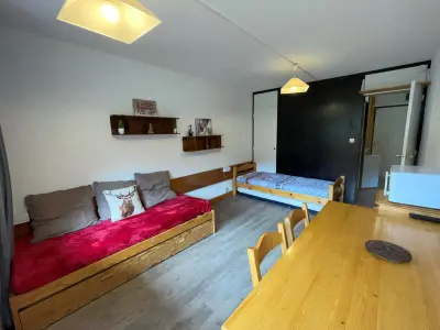 Appartement à La Plagne, Studio lumineux avec balcon et accès direct aux pistes, casier à skis - N°969909