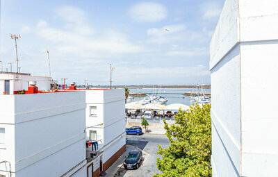 Apartment 6 persons in Isla Cristina EAL203