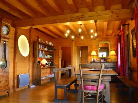Chalet aux Coches 10 pers. | 7 min des pistes, internet et parking gratuits - Photo 2