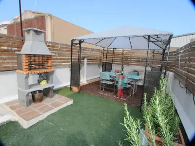 Appartement à L'Ametlla de Mar, Appartement proche de la mer avec Wifi gratuit, climatisation optionnelle, animaux acceptés et plage pour chiens - L898654