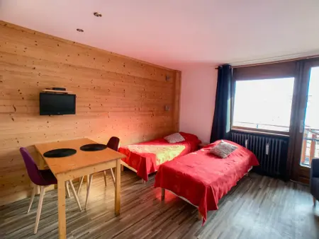 Appartement à Tignes, Studio rénové près des pistes et commerces, balcon, animaux admis - L898720
