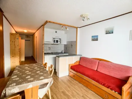 Appartement à Tignes, Studio lumineux avec balcon, près des pistes et commerces, 4 couchages, animaux acceptés - L946806