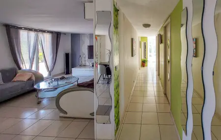 Location Maison 10 personnes à Murviel lès Montpellie - Photo 3