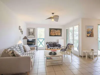 Appartement à Saint Jean de Luz, Vacances Calmes à Saint-Jean-de-Luz: Bel Appartement 3 Étoiles, Proche Plage et Centre-Ville - L898841