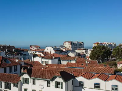 Appartement à Saint Jean de Luz, Appartement moderne, centre-ville, à 400m de la plage - L898842