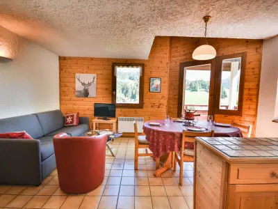 Appartement à Les Gets, Duplex ensoleillé près télécabine Mont Chéry - 2 chambres, terrasse, parking, proche commodités - L898852