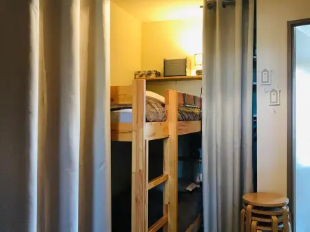 Appartement chaleureux avec balcon et accès direct aux pistes - Photo 4