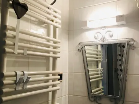 Appartement chaleureux avec balcon et accès direct aux pistes - Photo 6