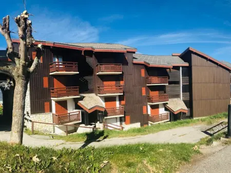 Appartement chaleureux avec balcon et accès direct aux pistes - Photo 9