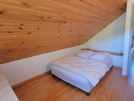 Maison calme avec jardin, 3 chambres, cheminée proche station de ski - Photo 14