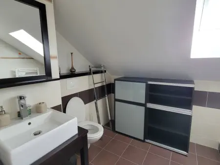 Maison calme avec jardin, 3 chambres, cheminée proche station de ski - Photo 15