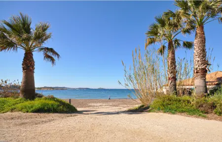 Location Appartement 6 personnes à Six Fours les Plages - Photo 12