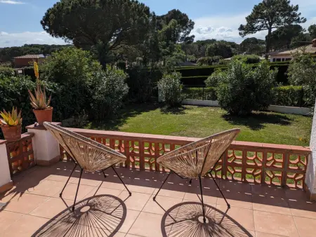 Charmante Maison à Begur avec Jardin, Proche des Plages et Commodités - Photo 2