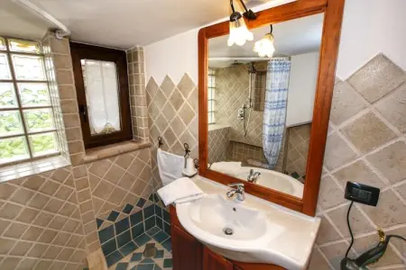 Il Giglio 16, Villa avec piscine et jacuzzi dans une position panoramique près du lac - Photo 19