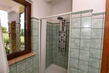 Il Giglio 16, Villa avec piscine et jacuzzi dans une position panoramique près du lac - Photo 24