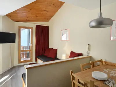 Appartement à Belle Plagne, Appartement confortable au pied des pistes avec balcon | 5 pers - L898958