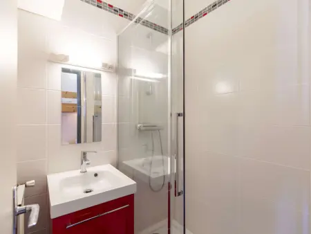 Studio cabine 6 pers au pied des pistes à Gourette - Photo 3