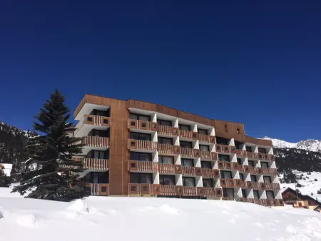 Studio cosy 4 pers, plein sud, balcon, parking privé, proche pistes et commerces - Photo 18