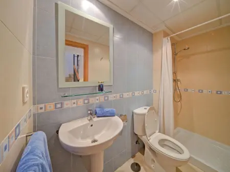 Maison Montesol 03, accueillante dans beau complexe de vacances avec vue sur la côte - Photo 17