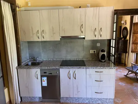 Maison de Charme en Plein Cœur de l'Andalousie avec Piscine et Jardins - Photo 4