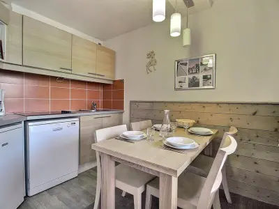 Appartement à Belle Plagne, Grand studio-cabine près des pistes, balcon, vue montagne - L899056