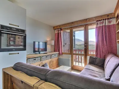 Appartement à Belle Plagne, Studio cabine 4 personnes au pied des pistes avec balcon et parking, Belle Plagne - L899058