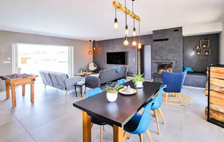 Location Maison 8 personnes à Pont Évêque - Photo 5