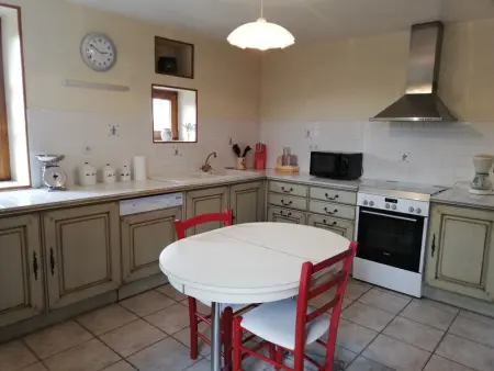 Gîte rénové au calme avec grand terrain, idéal télétravail, proche forêt et karting - Photo 4