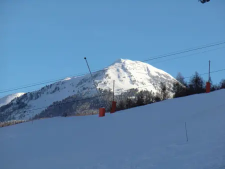 Appartement 4 pers · Ski aux pieds · Balcon · Casier à skis · Parking gratuit - Photo 10