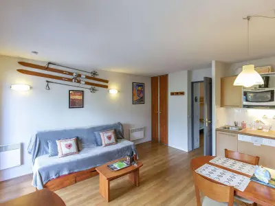 Appartement à La Mongie, Studio cabine 4 pers avec terrasse, piscine couverte et salle de fitness, proche pistes et remontées - L899177