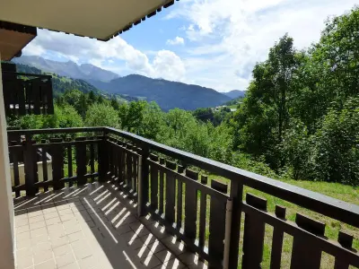 Appartement à Le Grand Bornand, Joli studio, 4 pers, calme, proche commerces et remontées mécaniques, balcon, rénové - L899178