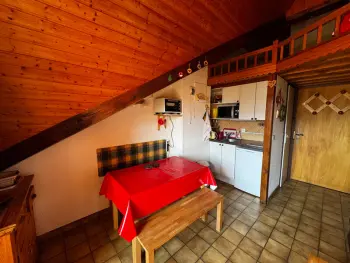 Appartement à Les Carroz d'Arâches, Studio 4 pers avec balcon, près des remontées mécaniques - L899198