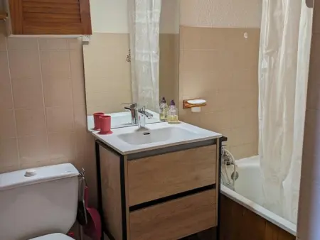 Studio 4 pers avec balcon, près des remontées mécaniques - Photo 9