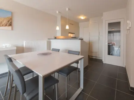 Skyview with parking and balcony, Appartement 4 personnes à Blankenberge - Photo 9