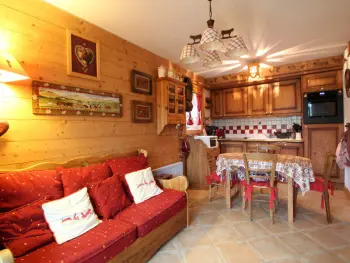 Appartamento a Les Carroz d'Arâches,Appartement 3 pièces pour 6 pers, bien équipé, face au spa et ski bus, proche pistes et commerces FR-1-572-10 N°962389