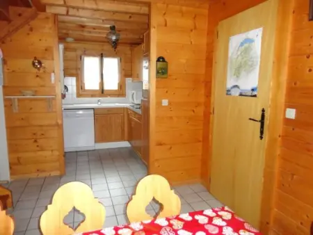 Chalet 3 Chambres 8 Pers, 800m Pistes, Parking Couvert, Poêle à Bois, Quartier Calme - Photo 1