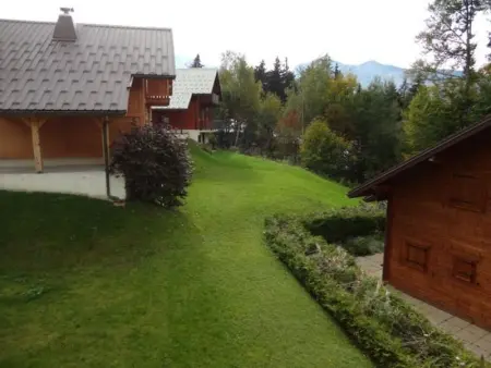 Chalet 3 Chambres 8 Pers, 800m Pistes, Parking Couvert, Poêle à Bois, Quartier Calme - Photo 5