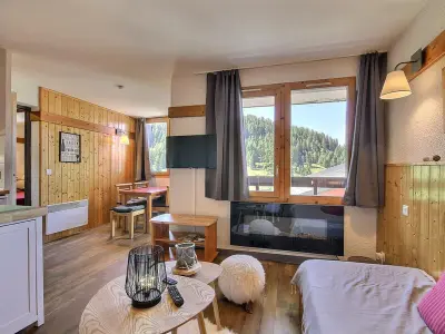 Appartement à Plagne 1800, Charmant appartement 2 pièces proche commerces avec piscine - N°956130