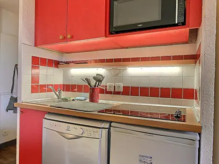 Charmant appartement 2 pièces proche commerces avec piscine - Photo 7