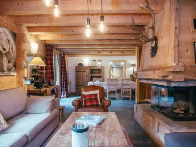 Chalet à Chamonix Mont Blanc, Chalet 4 étoiles avec WiFi et parking proche du centre à Chamonix - L854292