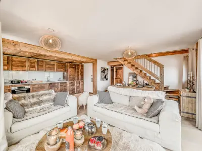 Appartement à Tignes, Duplex 4* au pied des pistes à Tignes avec services hôteliers inclus - L948002