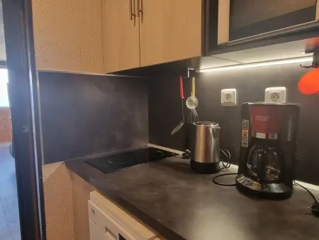 Studio rénové avec coin montagne près des pistes - Vue Mont Blanc - Photo 2