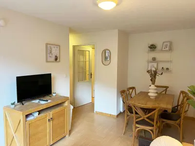 Appartement à Les Orres, Les Orres 1800: 2P, 6 pers, Piscine, Animaux admis - L943938