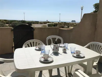 Villa à Port Leucate, Villa T2+Mezzanine 6 Pers, Terrasse, Parking, Face Mer - L854381