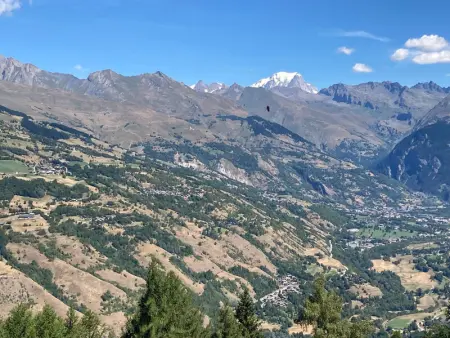 Appartement 3 pièces cosy avec piscine et parking à La Plagne - Photo 10